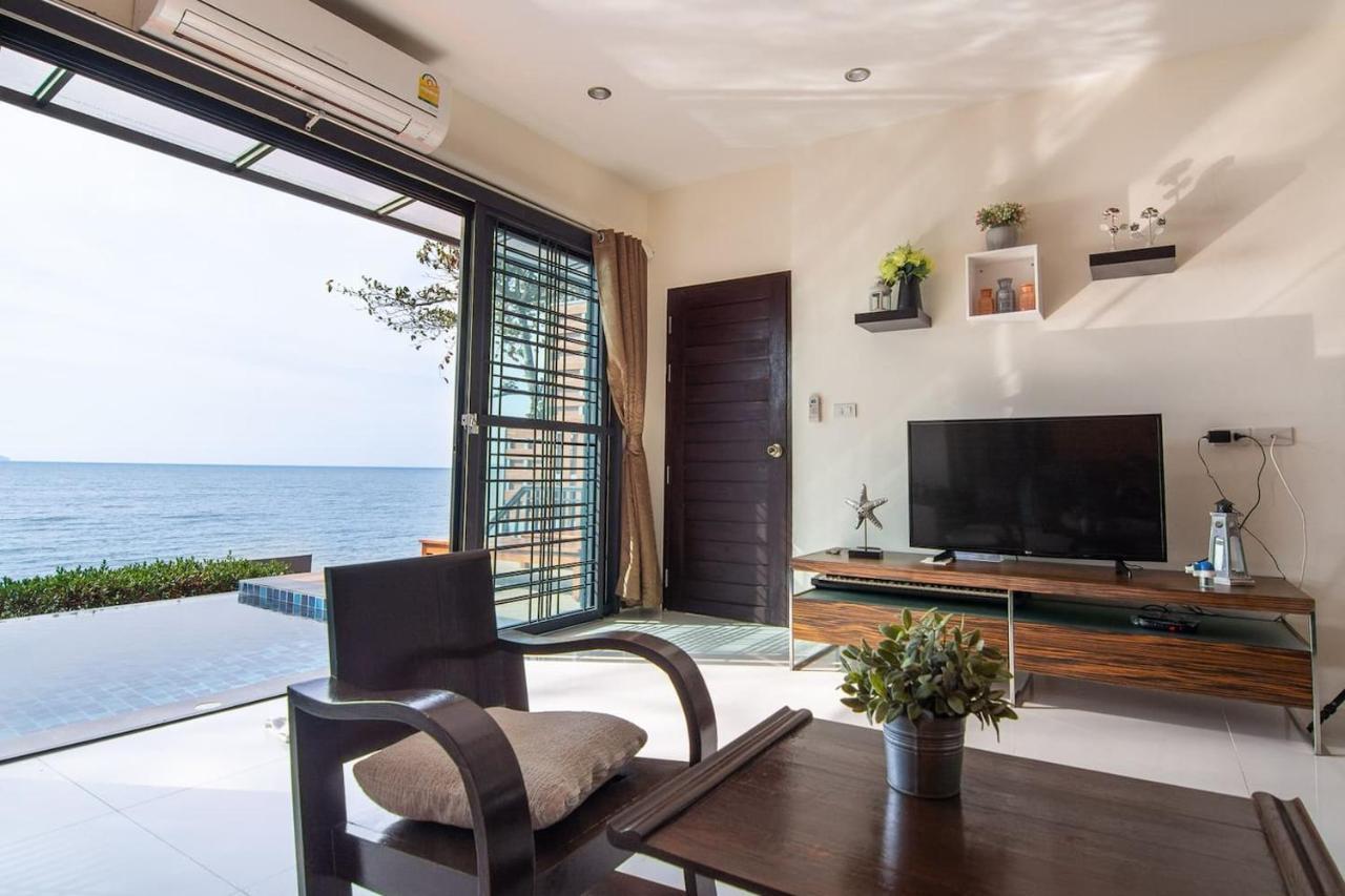 Koh Sirey Beachfront Pool Villa Phuket Eksteriør bilde