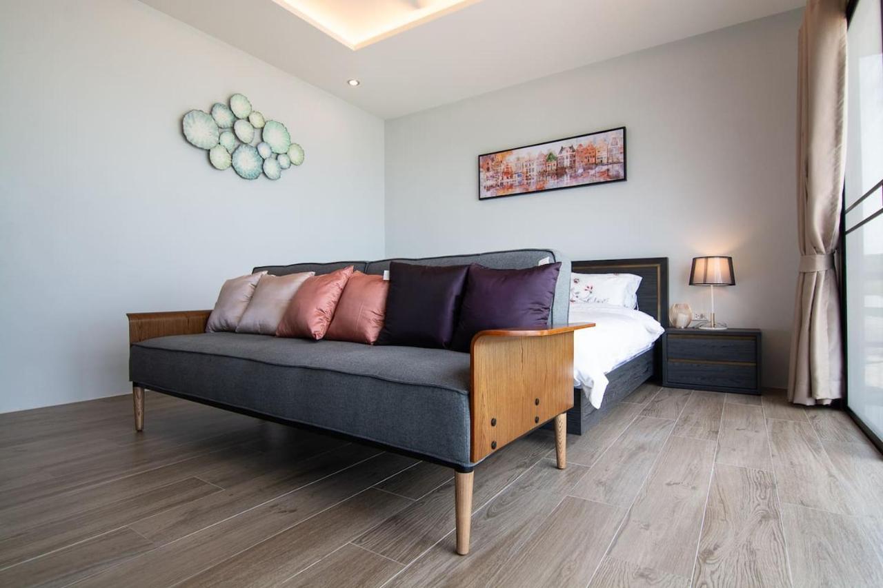 Koh Sirey Beachfront Pool Villa Phuket Eksteriør bilde
