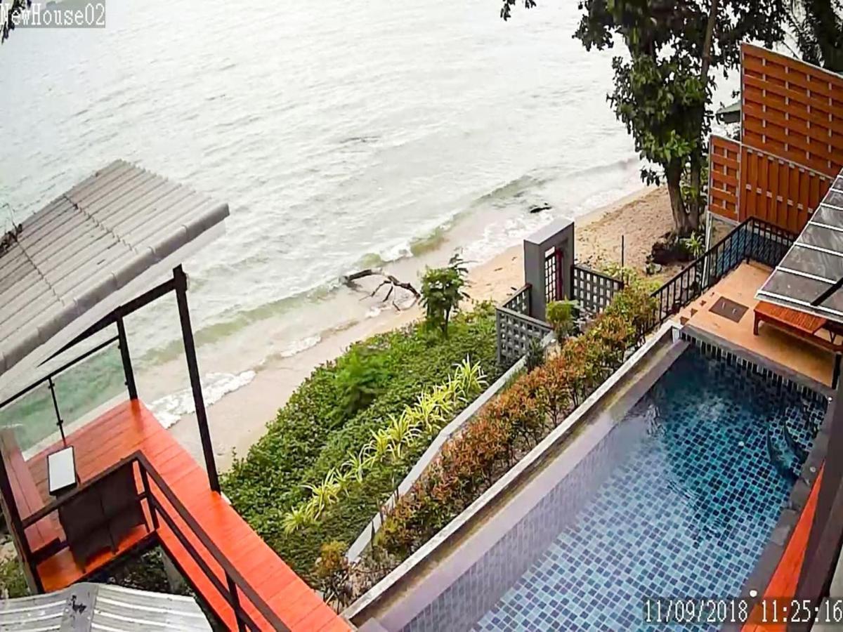Koh Sirey Beachfront Pool Villa Phuket Eksteriør bilde