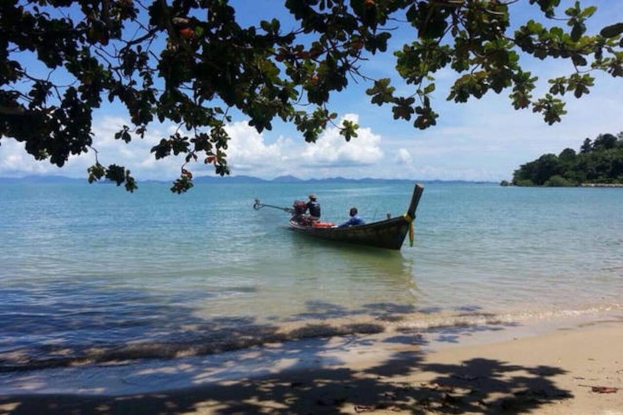Koh Sirey Beachfront Pool Villa Phuket Eksteriør bilde